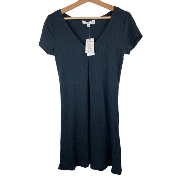 NWT Hippie Rose L Black Short Knit Mini Shift Dress $34.00 - Picture 1 of 7